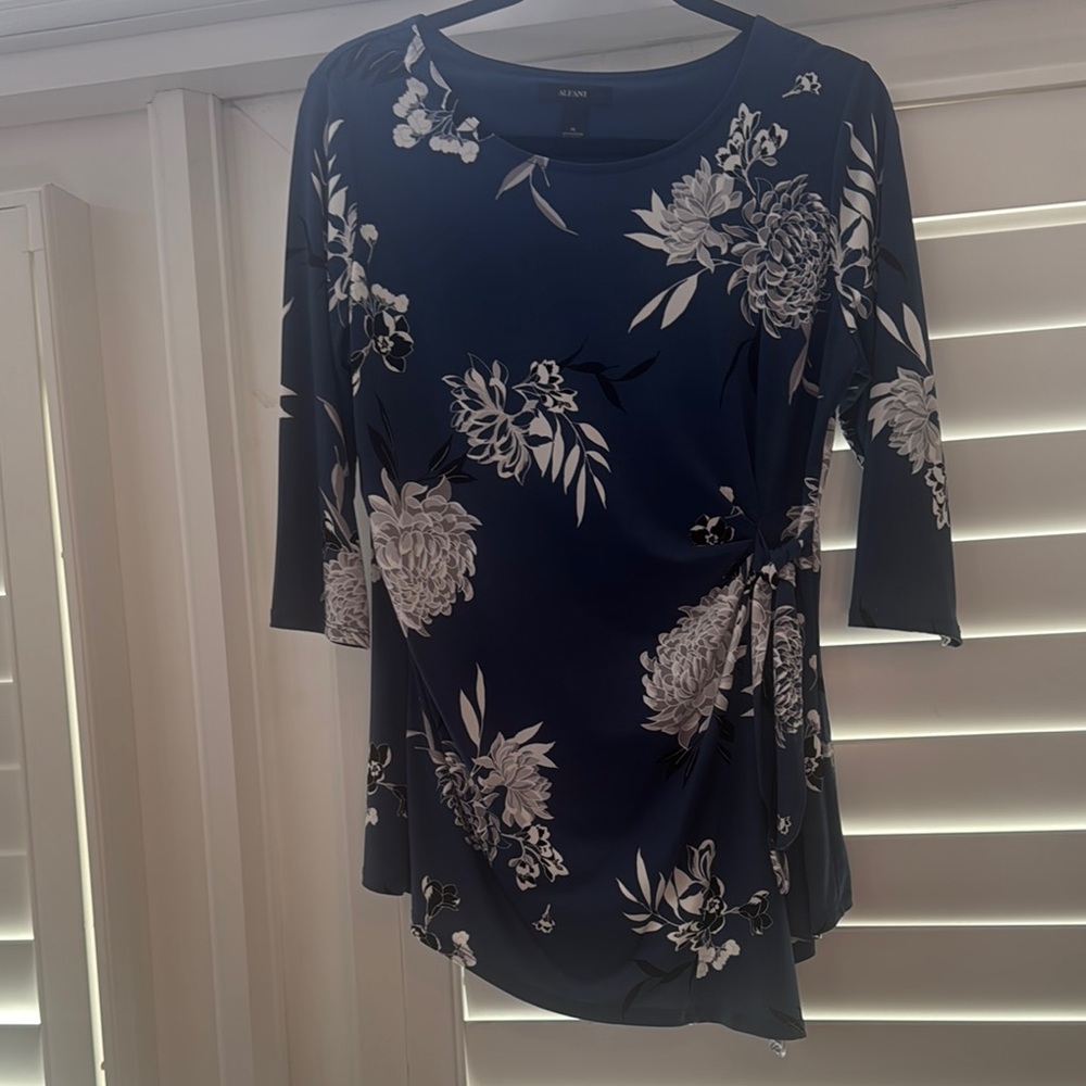 Alfani Navy Floral Women's Top